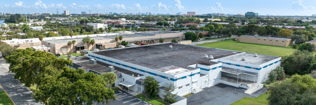2700 Gateway Drive-Pompano Beach_Photo Courtesy of Berger Commercial Realty 1800x600